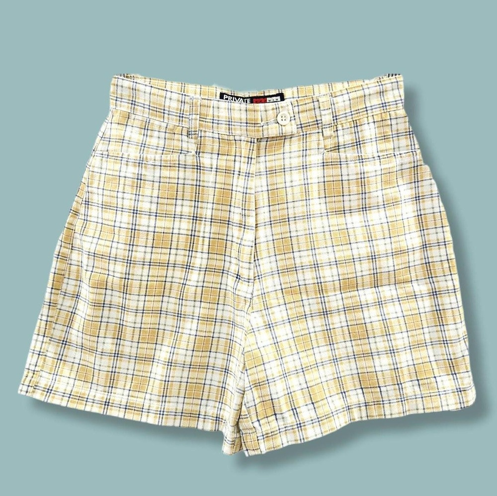 Vintage Private Member plaid shorts, size 9/10 100% cotton